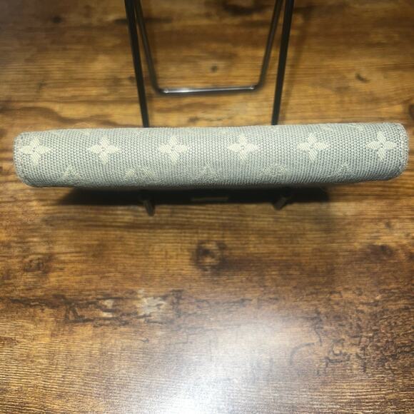 Vintage Louis Vuitton Agenda - Olive Green - Picture 3 of 4